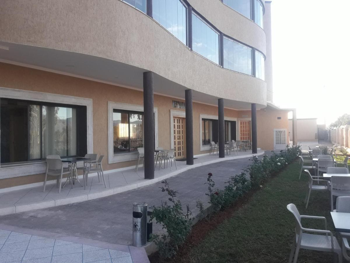 Hotel Oasis Palace Errachidia Εξωτερικό φωτογραφία